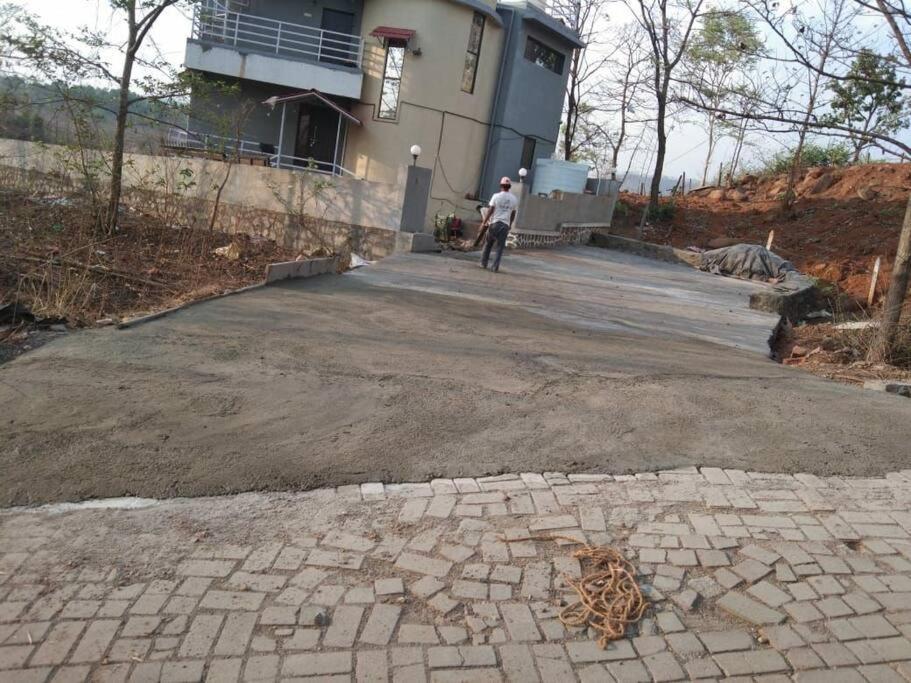 Sunils Villa With Machan And Play Area In 카르자트 외부 사진