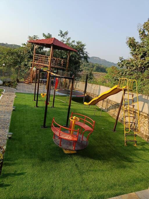 Sunils Villa With Machan And Play Area In 카르자트 외부 사진